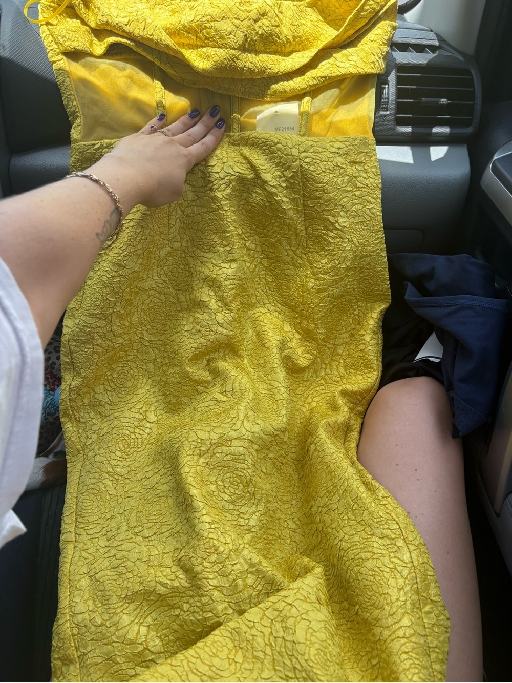Strapless Sweetheart Textured Yellow Midi Dress - Picture 2 of 6